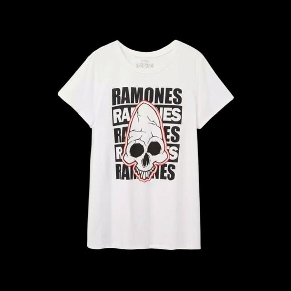 6X 30W Torrid White Ramones Tee Classic Fit Band Tee NWT Crew Neck Plussize Punk - Picture 1 of 5